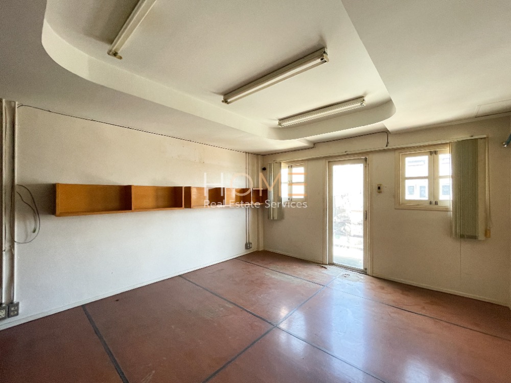 ขายทาวน์โฮมลาดพร้าว เซ็นทรัลลาดพร้าว : ทาวน์โฮม พหลโยธิน 24 / 2 ห้องนอน (ขาย), Townhome Phahonyothin 24 / 2 Bedrooms (SALE) TPM109