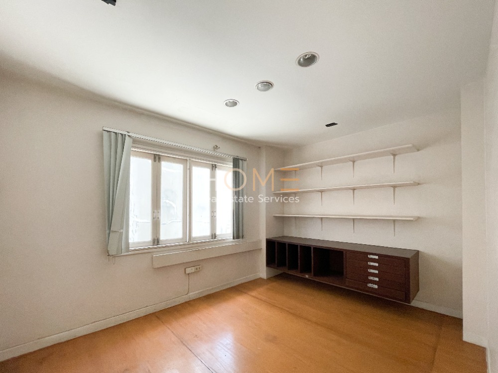 ขายทาวน์โฮมลาดพร้าว เซ็นทรัลลาดพร้าว : ทาวน์โฮม พหลโยธิน 24 / 2 ห้องนอน (ขาย), Townhome Phahonyothin 24 / 2 Bedrooms (SALE) TPM109