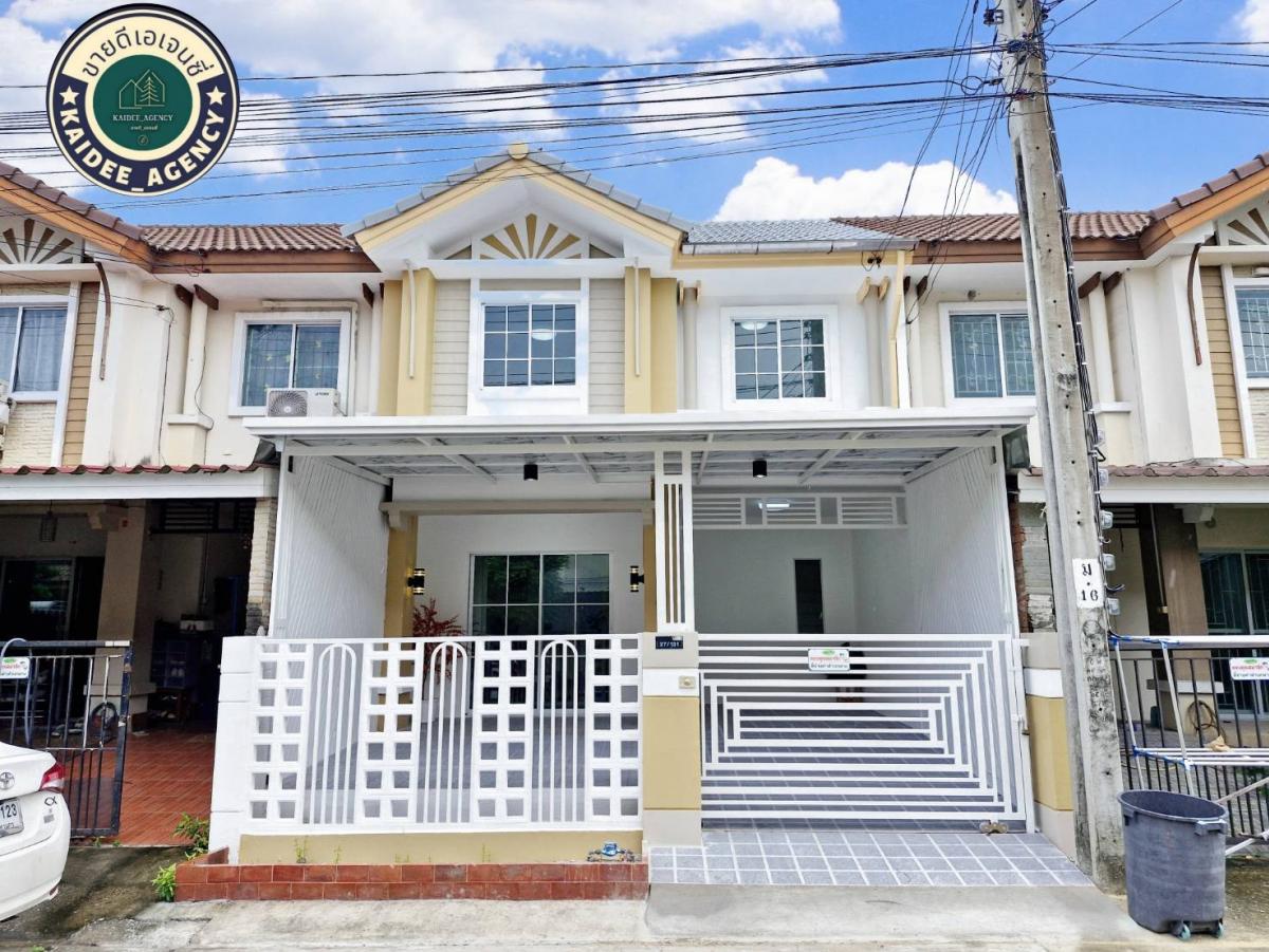 ขายทาวน์โฮมมีนบุรี-ร่มเกล้า : ทาวน์โฮม 2 ชั้น หมู่บ้านพฤกษาวิลล์ 27 ถนนสามวา รถไฟฟ้าสายสีชมพู แฟชั่นไอส์แลนด์ โรงเรียนนานาชาติเอกบูรพา โลตัสมีนบุรี Big C the company สวนสยามทะเลกรุงเทพฯ ตลาดมีนบุรี ตลาดจตุจักรมีนบุรี