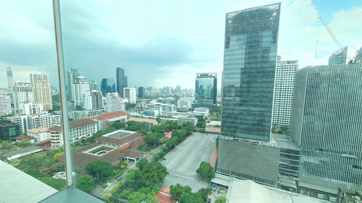 ขายคอนโดสุขุมวิท อโศก ทองหล่อ : ขายห้องชั้นสูง The room sukhumvit21 วิวสวน 52ตรม ราคาเพียง 6.9 mb (สอบถาม 089-8578865 เบียร์)