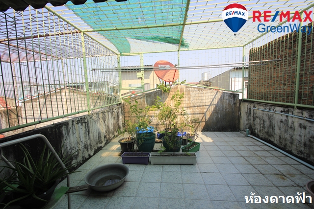 ขายอาคารพาณิชย์บางแค เพชรเกษม : ตึกแถวพุทธมณฑลสาย1ซอย5 เพชรเกษม ซีคอนบางแค เดอะมอลล์บางแค 3.75ชั้น ต่อเติมเต็ม6นอน หินขัดทุกชั้น หลังบ้านโปร่ง 3.49ล้าน