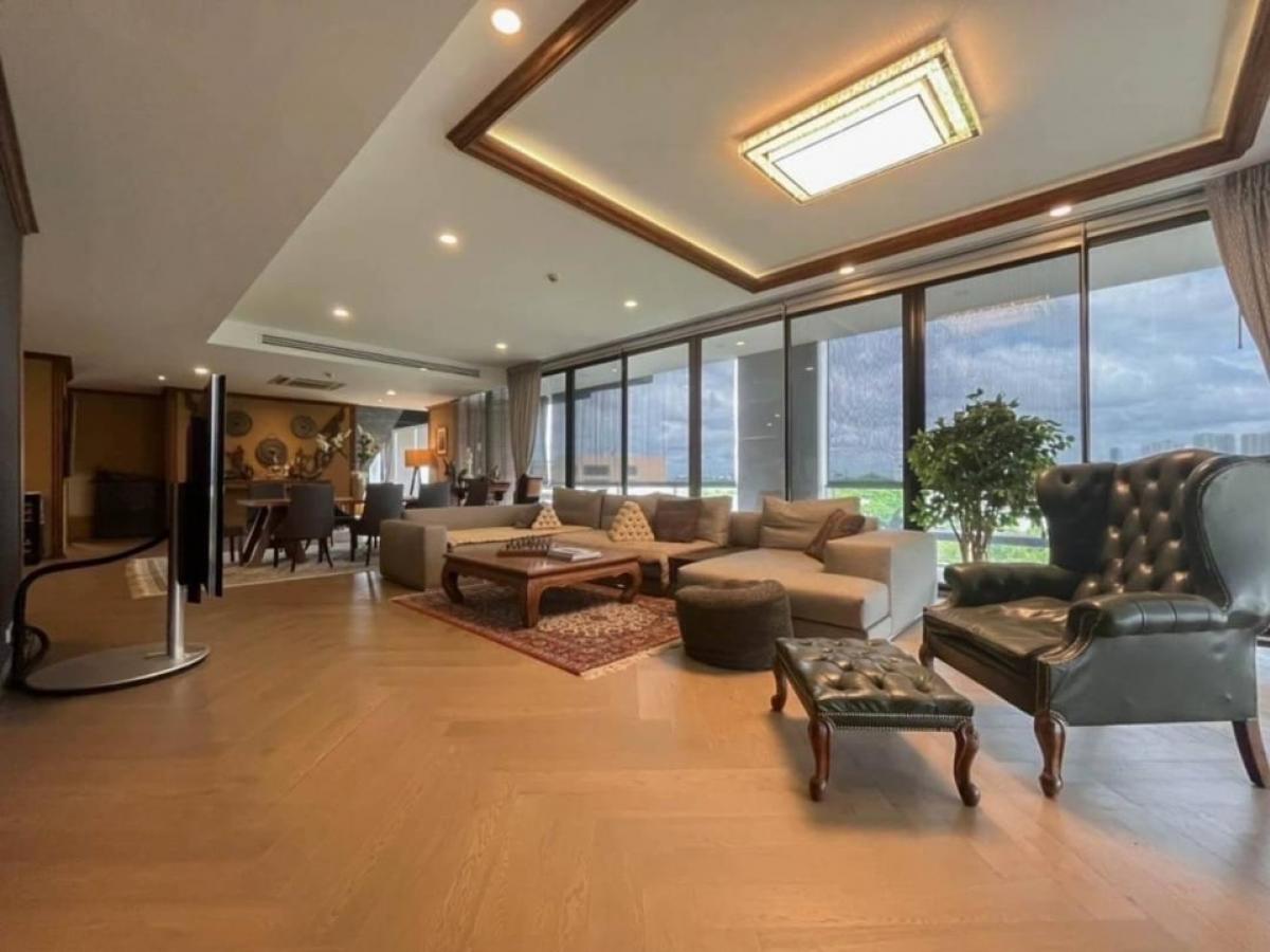 ขายคอนโดอ่อนนุช อุดมสุข : Condo Duplex Penthouse for sale, The Pillar Condo, Sukhumvit 77, Soi Pridi 26, size 314 sq m, floor 6-7**  for sale special price 45 million bath.**