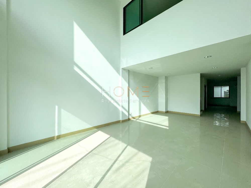 For SaleTownhomePattanakan, Srinakarin : City Link Rama 9 - Srinakarin / 5 Bedrooms (FOR SALE) BZD077