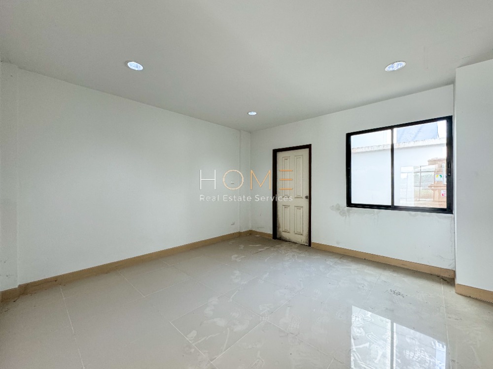 For SaleTownhomePattanakan, Srinakarin : City Link Rama 9 - Srinakarin / 5 Bedrooms (FOR SALE) BZD077