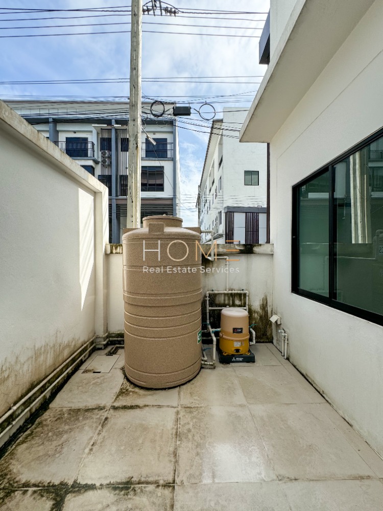 For SaleTownhomePattanakan, Srinakarin : City Link Rama 9 - Srinakarin / 5 Bedrooms (FOR SALE) BZD077