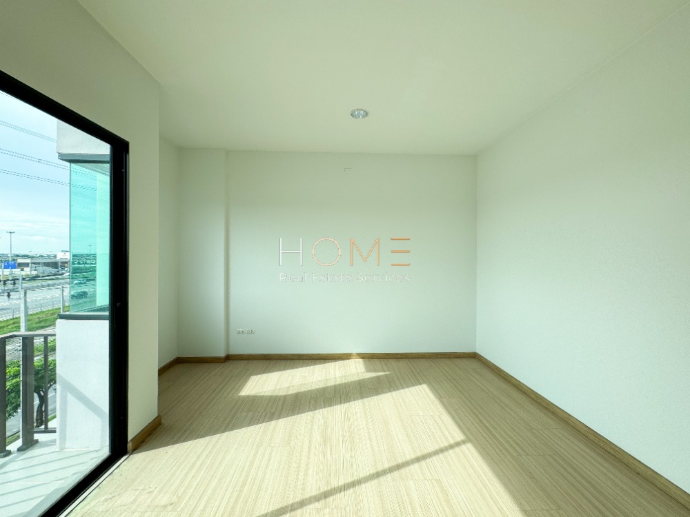 For SaleTownhomePattanakan, Srinakarin : City Link Rama 9 - Srinakarin / 5 Bedrooms (FOR SALE) BZD077