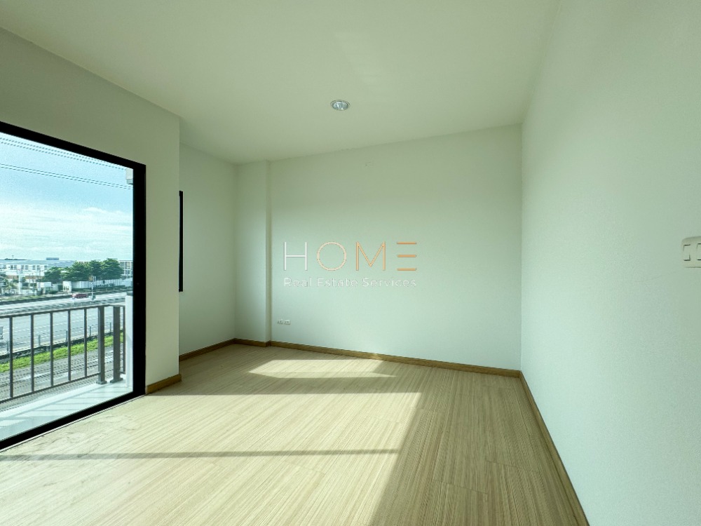 For SaleTownhomePattanakan, Srinakarin : City Link Rama 9 - Srinakarin / 5 Bedrooms (FOR SALE) BZD077