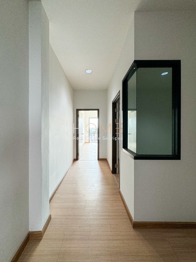 For SaleTownhomePattanakan, Srinakarin : City Link Rama 9 - Srinakarin / 5 Bedrooms (FOR SALE) BZD077