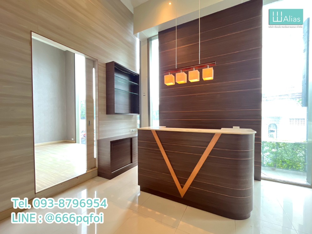 For RentShop HouseSukhumvit, Asoke, Thonglor : Commercial Space for rent in Phromphong