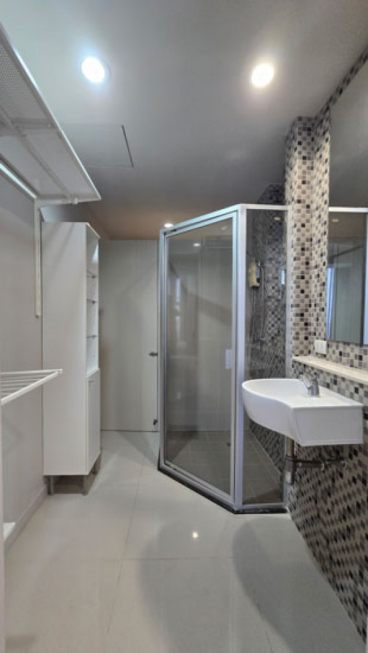 ขายคอนโดปทุมธานี รังสิต ธรรมศาสตร์ : ขายคอนโด ฟ้าโดม ม.ธรรมศาสตร์(รังสิต) 38.08 ตรม สวยพร้อมอยู่