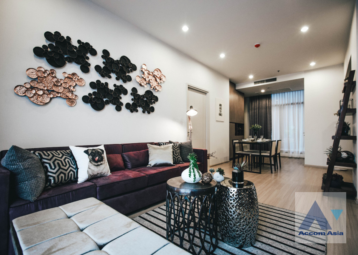 For RentCondoRama9, Petchburi, RCA : 🔼AccomA🔽 3 Beds Condominium for Rent in Ratchadaphisek,  BTS Thong Lo - ARL Ramkhamhaeng at The Capital Ekamai Thonglor