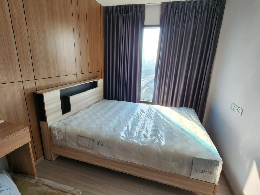 ให้เช่าคอนโดพระราม 9 เพชรบุรีตัดใหม่ RCA : (for rent) Life Asoke Hype 300 เมตร จาก MRT พระราม 9