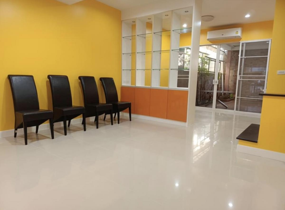 ให้เช่าทาวน์โฮมเลียบทางด่วนรามอินทรา : Townx plus Lardprao โยธินพัฒนา3ถ. ประดิษฐ์มนูธรรม เฟอร์นิเจอร์ + เครื่องใช้ครบ 3ห้องนอน