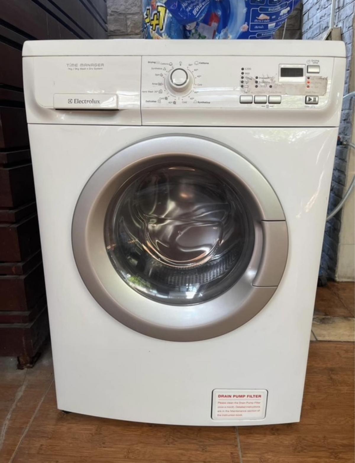 ให้เช่าทาวน์โฮมเลียบทางด่วนรามอินทรา : Townx plus Lardprao โยธินพัฒนา3ถ. ประดิษฐ์มนูธรรม เฟอร์นิเจอร์ + เครื่องใช้ครบ 3ห้องนอน