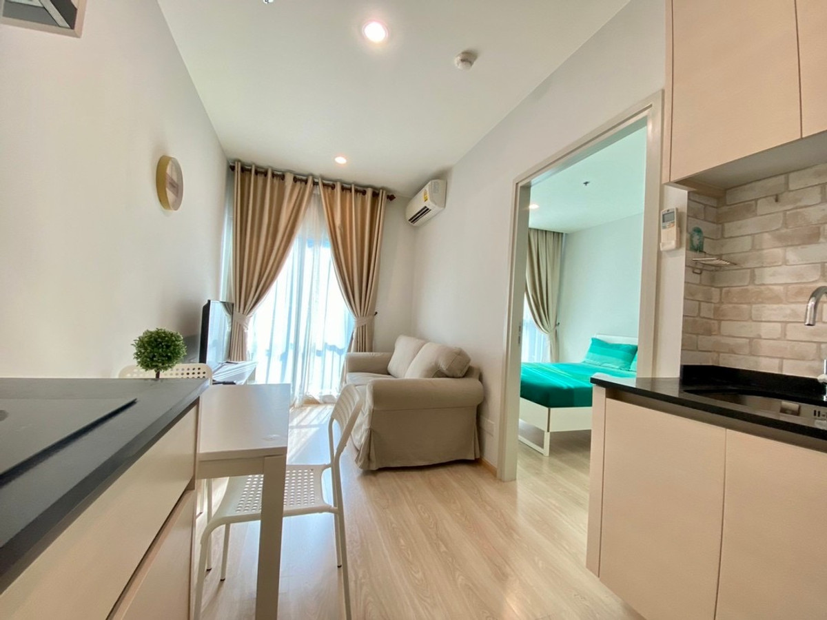 ให้เช่าคอนโดรัชดา ห้วยขวาง : เช่า ด่วน Noble Revolve Ratchada ห้องใหม่ (ห้องพร้อมอยู่) 1ห้องนอน 1ห้องน้ำ