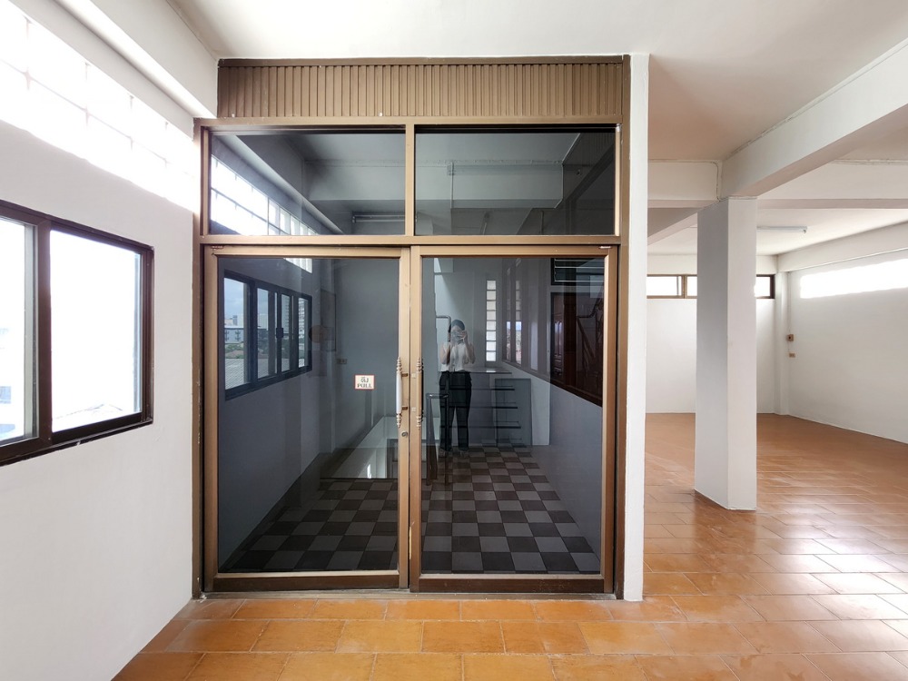 For SaleShop HouseRathburana, Suksawat : Building for sale/Rama 2 building, size 730 sq m., 5 floors high, Soi Suk Sawat 13