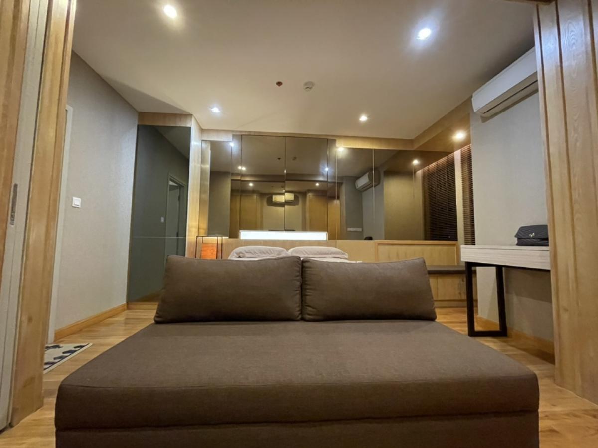 ให้เช่าคอนโดสยาม จุฬา สามย่าน : ให้เช่า ideoq chula samyan 1 bedroom ชั้น 39 full furniture ติดต่อ 0961596395 I’d line saitawano