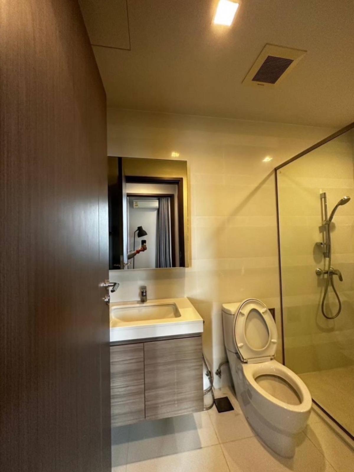 For SaleCondoSukhumvit, Asoke, Thonglor : 📢👇  Sell with tenant til January 26
Duplex unit in good place and price, fully furnished, unblocked view.