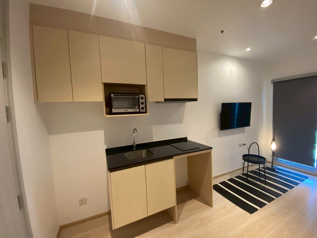 For SaleCondoRatchadapisek, Huaikwang, Suttisan : For sale urgently Noble revolve Ratchada 1 bedroom 1 bathroom special price