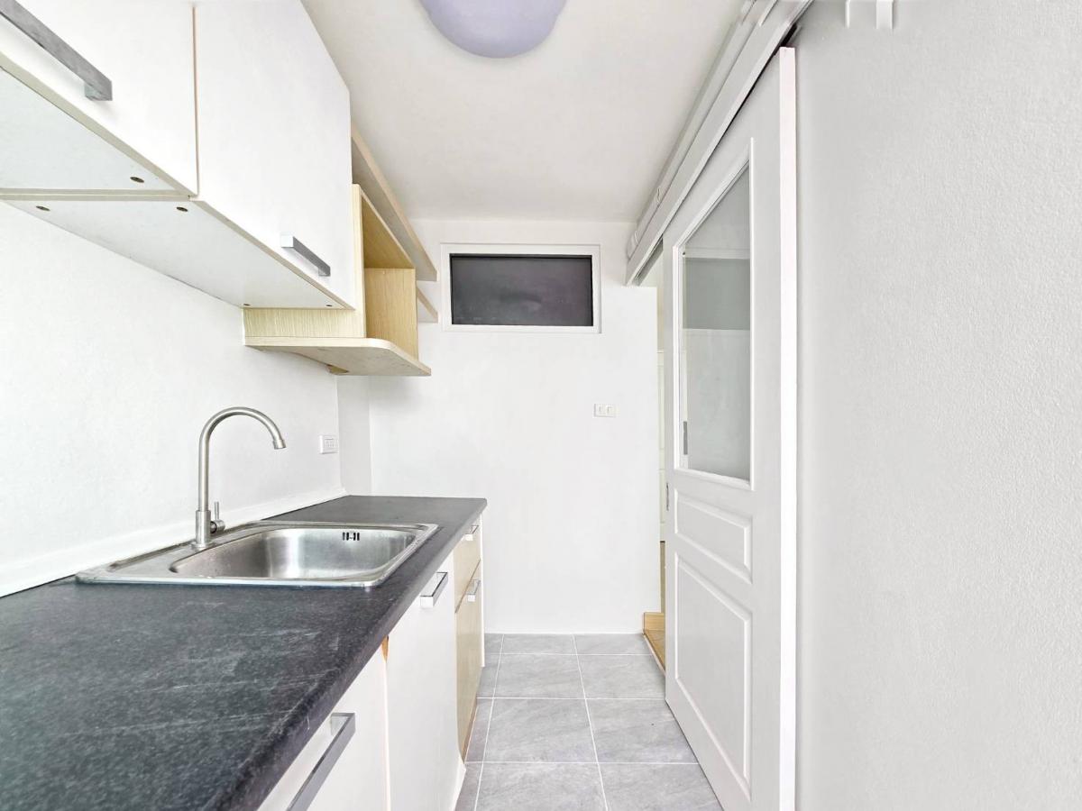 ขายคอนโดเกษตรศาสตร์ รัชโยธิน : 🤩 ผ่อนถูกกว่าเช่า มีอยู่จริง 🤩 กับคอนโดราคาสบายกระเป๋าบนย่าน #ลาดพร้าว วังหิน อย่าง #doubleU คอนโด