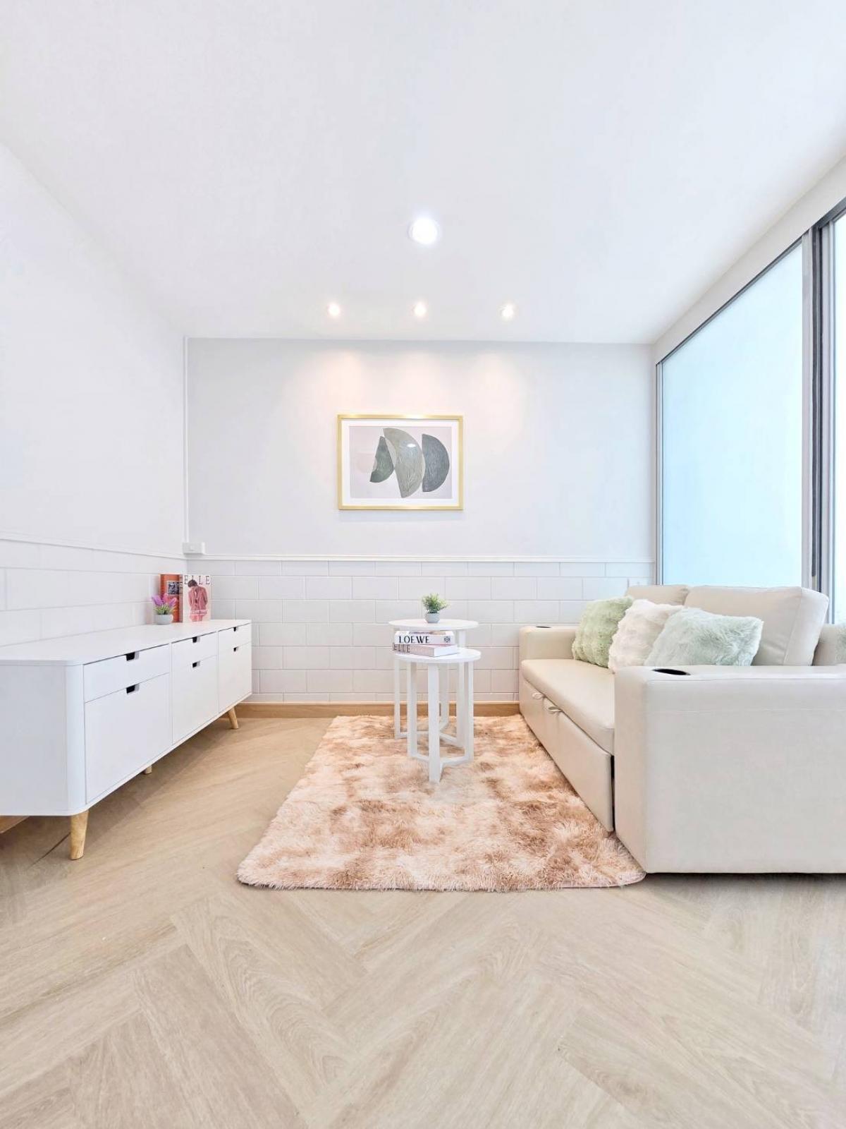 ขายคอนโดเกษตรศาสตร์ รัชโยธิน : 🤩 ผ่อนถูกกว่าเช่า มีอยู่จริง 🤩 กับคอนโดราคาสบายกระเป๋าบนย่าน #ลาดพร้าว วังหิน อย่าง #doubleU คอนโด