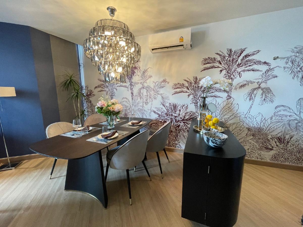 ให้เช่าคอนโดรามคำแหง หัวหมาก : U Charoen residence town in town , เช่า 35,000  /ด , ขาย 6.9 ล .  , 57ตรม ชั้น7  , 2 ห้องนอน Furniture จาก Quarttro designline paolin1call0928242499