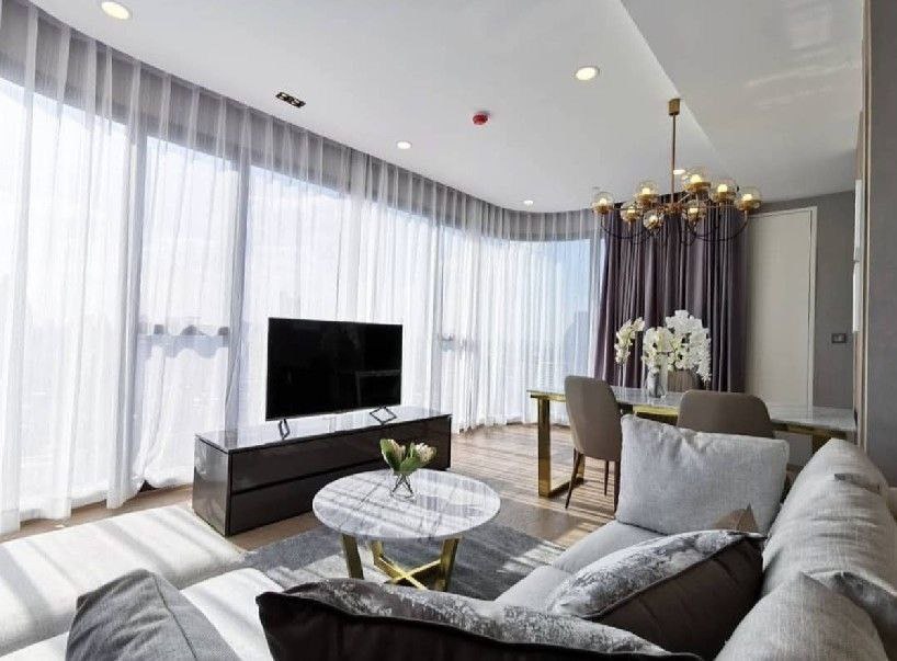 For RentCondoSiam Paragon ,Chulalongkorn,Samyan : Ashton Chula Silom【𝐑𝐄𝐍𝐓】🔥Luxury 2-bedroom unit with panoramic city views, near Sam Yan MRT Station🔥  Contact Line ID: @hacondo