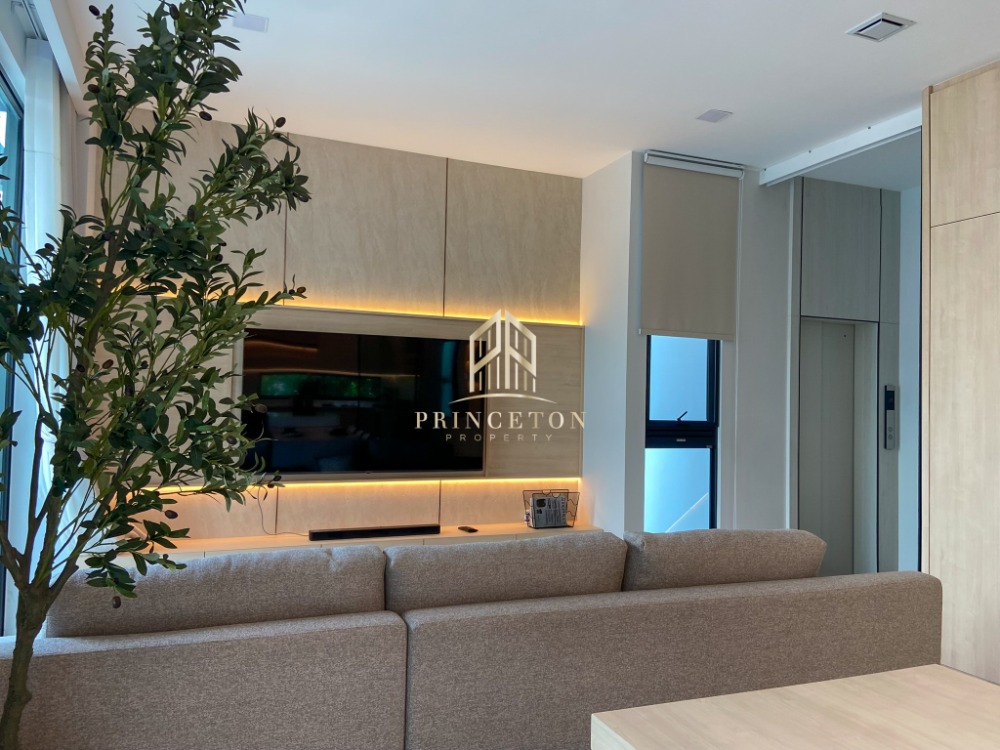 For RentHousePattanakan, Srinakarin : For rent Vive Krungthrep Kreetha