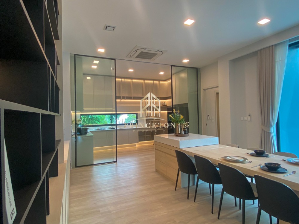 For RentHousePattanakan, Srinakarin : For rent Vive Krungthrep Kreetha