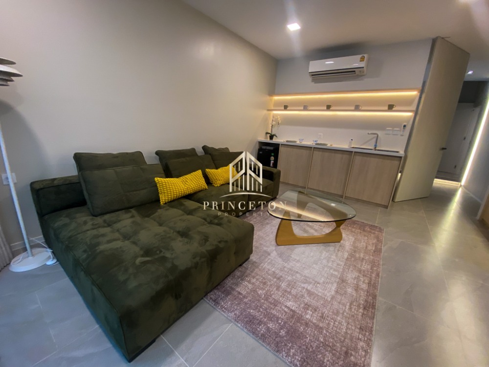 For RentHousePattanakan, Srinakarin : For rent Vive Krungthrep Kreetha
