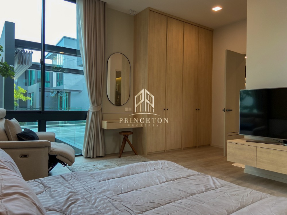 For RentHousePattanakan, Srinakarin : For rent Vive Krungthrep Kreetha