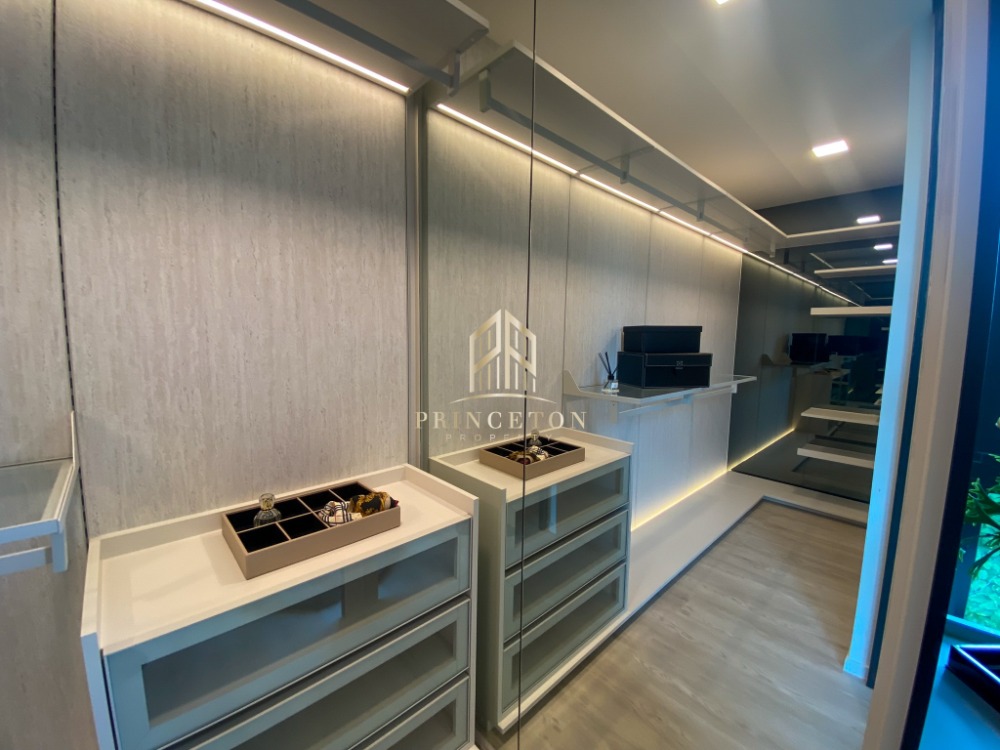 For RentHousePattanakan, Srinakarin : For rent Vive Krungthrep Kreetha