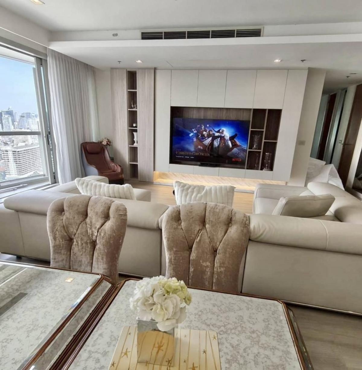 For SaleCondoWongwianyai, Charoennakor : Living in luxury project with huge river view and Icon Siam, corner unit, long balcony, fully furnished