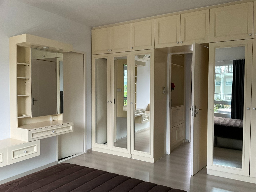 For RentTownhomeSamut Prakan,Samrong : House for rent, Indy 2 Bangna, Km.7 (near Mega Bangna)