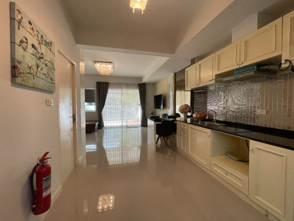 For RentTownhomeSamut Prakan,Samrong : House for rent, Indy 2 Bangna, Km.7 (near Mega Bangna)