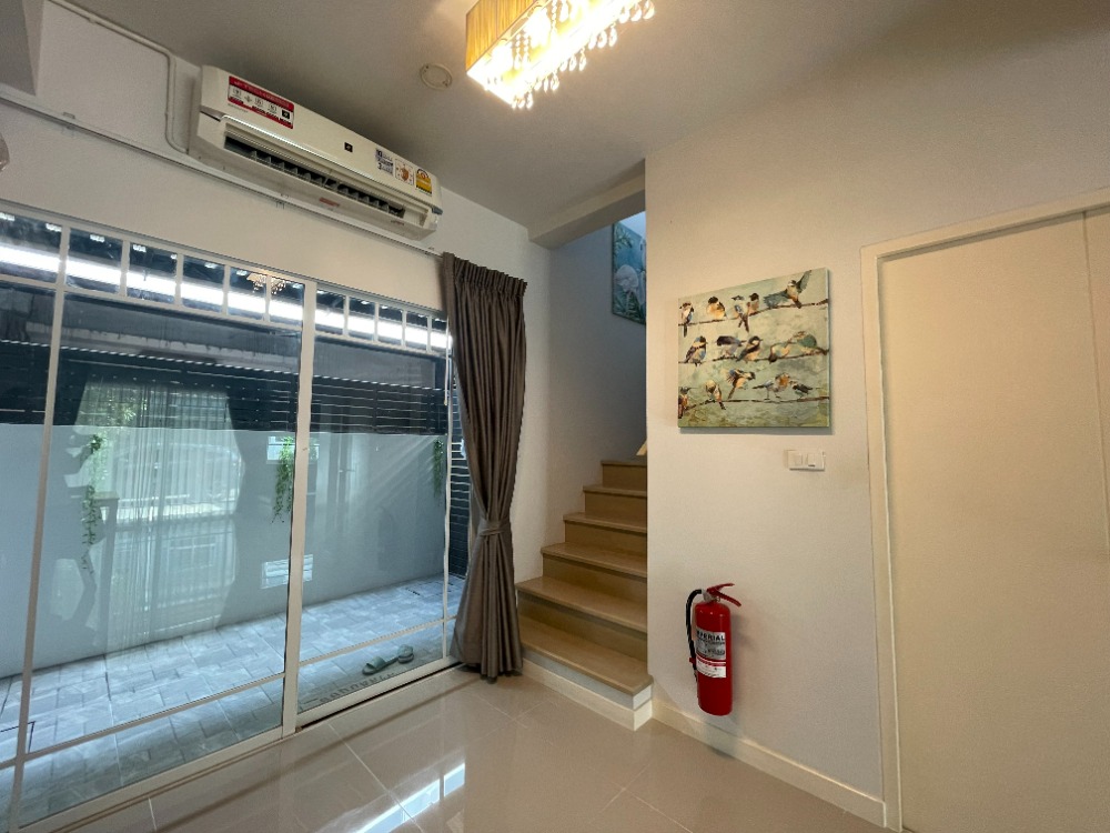 For RentTownhomeSamut Prakan,Samrong : House for rent, Indy 2 Bangna, Km.7 (near Mega Bangna)