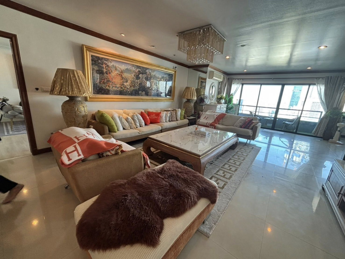 For SaleCondoSathorn, Narathiwat : For Sale Condo , Sathorn Garden , high floor , newly renovated , MRT-Lumphini , Thungmahamek , Sa Thon , Bangkok , CX-148136