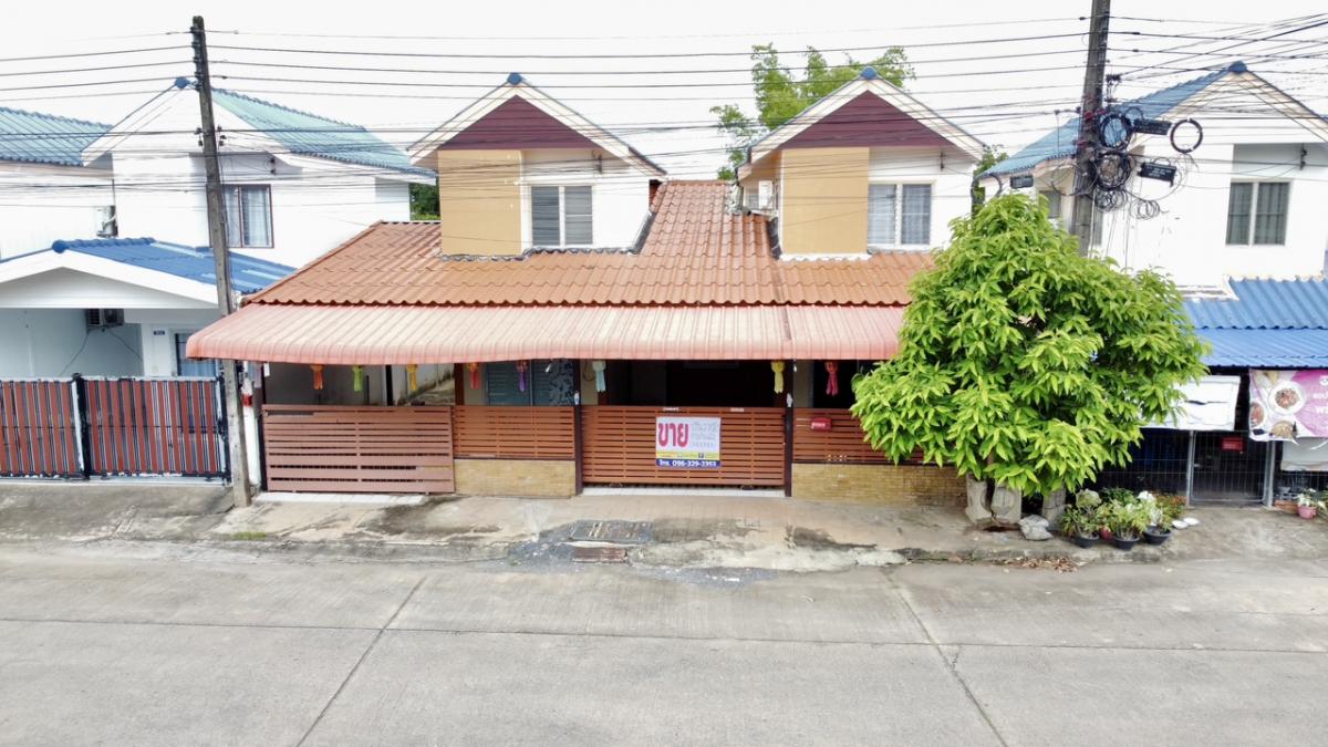 For SaleHouseNong Khai : For sale: Two houses in Pho Chai Subdistrict