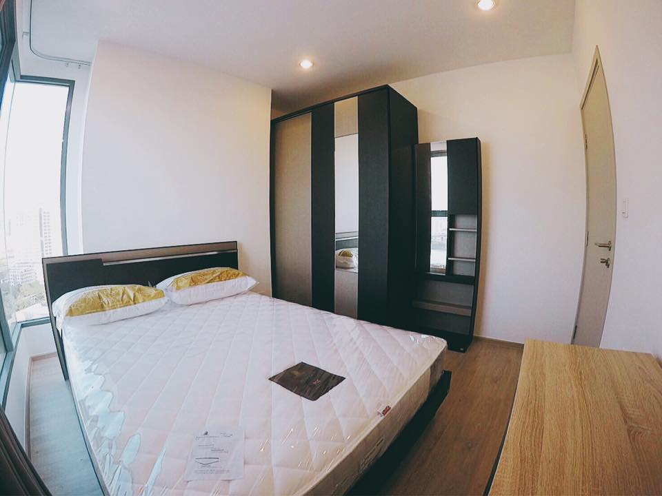 For RentCondoSiam Paragon ,Chulalongkorn,Samyan : Ideo Q Chula - Samyan【𝐒𝐄𝐋𝐋 & 𝐑𝐄𝐍𝐓】🔥Luxury condo, beautiful room, fully furnished, extremely minimalist, fully equipped central area. 🔥 Contact Line ID: @hacondo