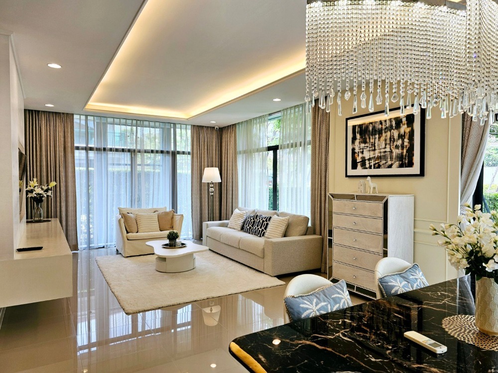 For RentHousePattanakan, Srinakarin : Setthasiri phatthanakan for rent