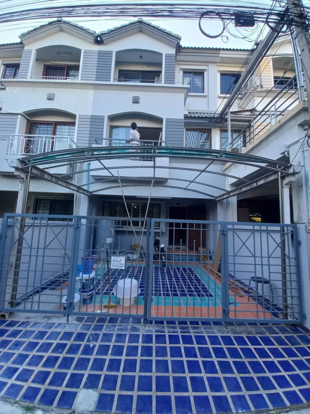 For RentTownhomePattanakan, Srinakarin : 🔥🔥(Owner) FOR SELL/RENT : Baan Klangmuang Rama9 43 | 3 Storey Townhouse near The Nine