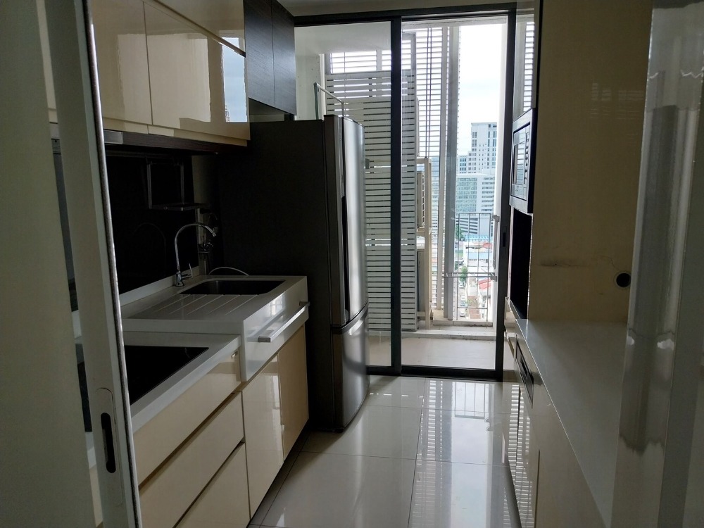 ขายคอนโดอ่อนนุช อุดมสุข : รหัสทรัพย์ Bh0375 The Room Sukhumvit 62 ห้องขนาด 76 ตร.ม. แบบ 2 ห้องนอน 2 ห้องน้ำ ชั้น 17