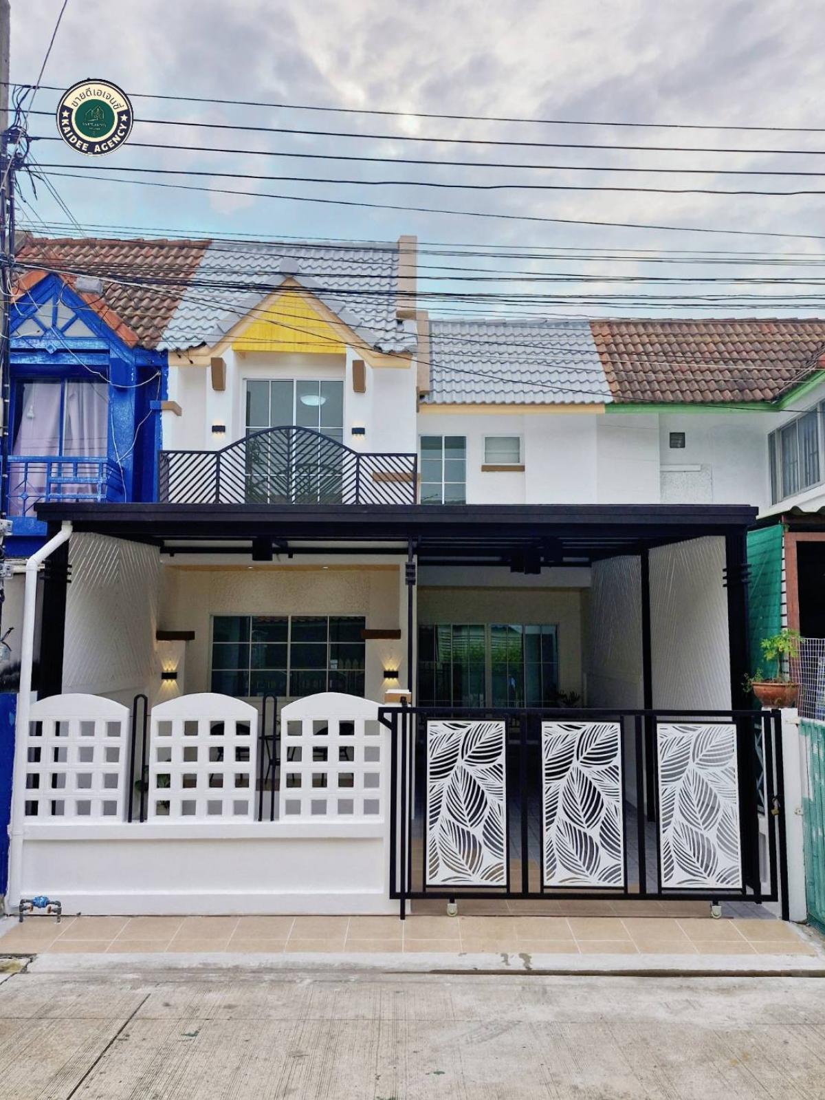 ขายทาวน์โฮมมีนบุรี-ร่มเกล้า : ขาย ทาวน์เฮ้าส์ 2 ชั้น หมู่บ้านพูนสินธานี 3 สถานีรถไฟฟ้า แยกมิสทีน บิ้กซีการเคหะร่มเกล้า ตลาดการเคหะร่มเกล้า,สถาบันเทคโนฯพระจอมเกล้าลาดกระบัง มหาวิทยาลัยหัวเฉียว บิ๊กซี โลตัส มหาวิทยาลัยกรุงเทพ-สุวรรณภูมิ The Paseo Avion Village iPlace Mall
