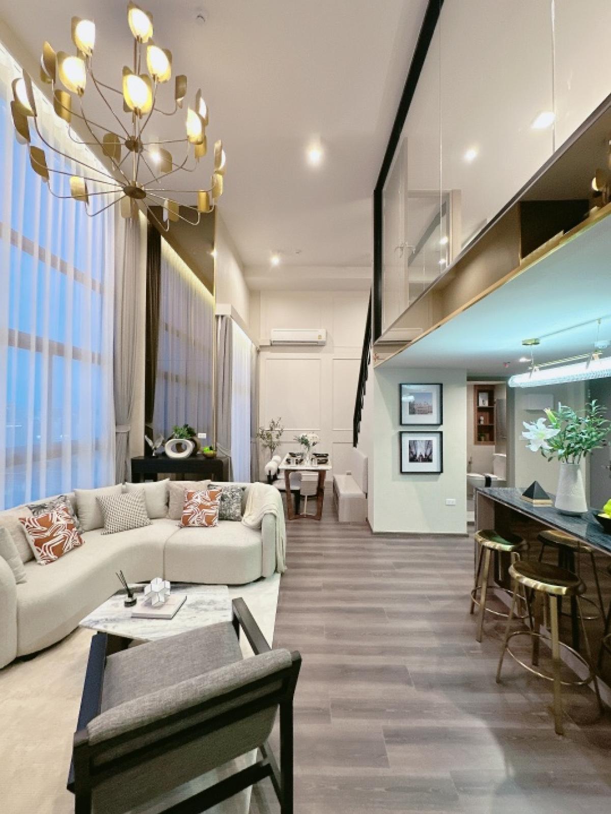 For SaleCondoRama9, Petchburi, RCA : 𝙄𝘿𝙀𝙊 𝙍𝘼𝙈𝘼𝟗-𝘼𝙎𝙊𝙆𝙀 New 2-storey room, free down payment 0 baht, easy installment 16,000/month, free of all expenses, take care of all loan matters for free.