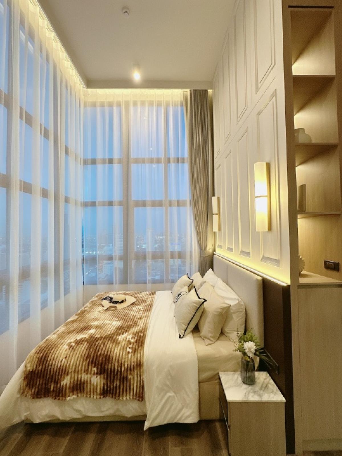 For SaleCondoRama9, Petchburi, RCA : 𝙄𝘿𝙀𝙊 𝙍𝘼𝙈𝘼𝟗-𝘼𝙎𝙊𝙆𝙀 New 2-storey room, free down payment 0 baht, easy installment 16,000/month, free of all expenses, take care of all loan matters for free.