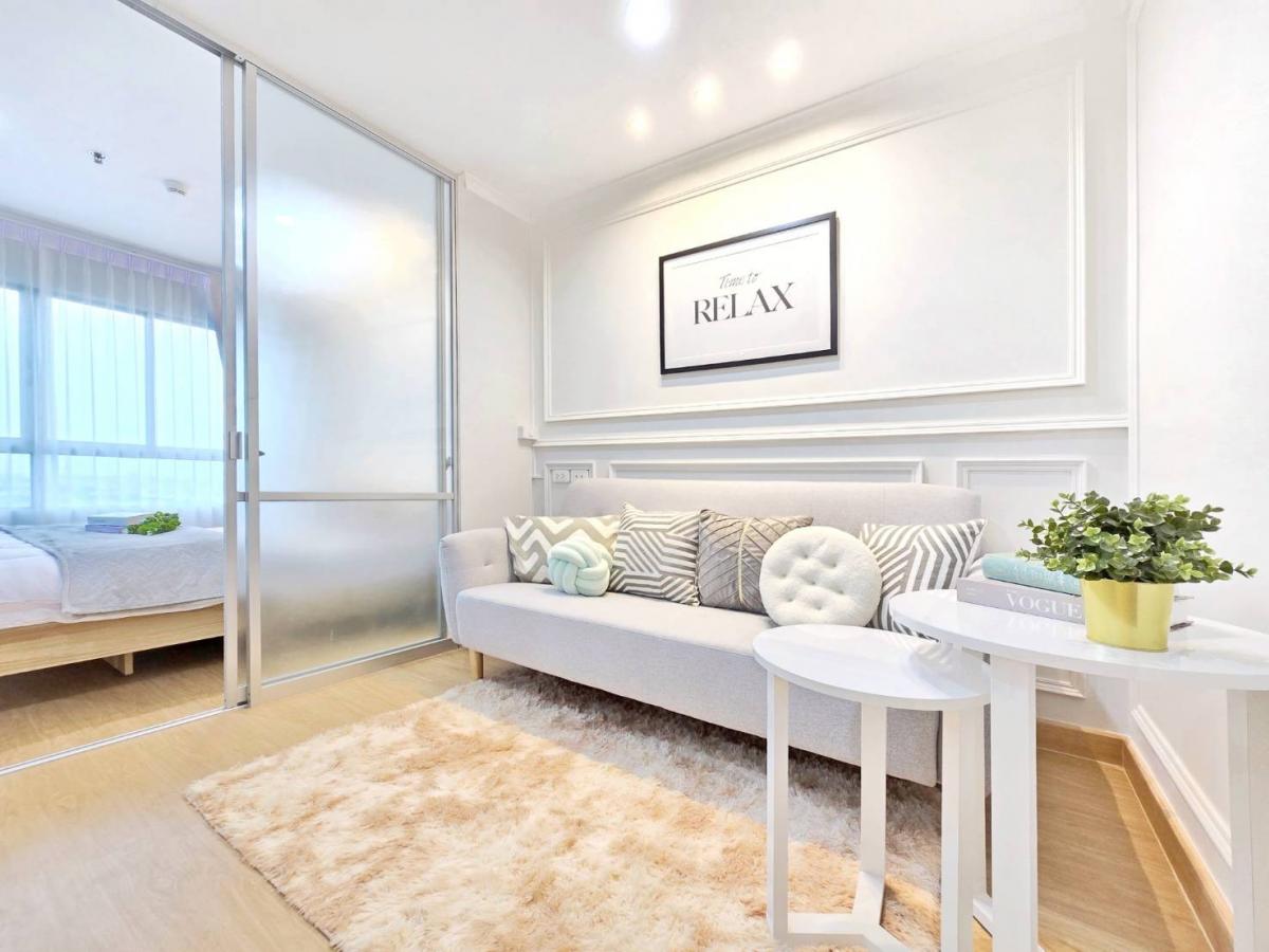 For SaleCondoRathburana, Suksawat : Beautiful room with romantic corner. Invite friends to sip wine in our room. 🌳🌳𝐋𝐮𝐦𝐩𝐢𝐧𝐢 𝐕𝐢𝐥𝐥𝐞 𝐑𝐚𝐭𝐛𝐮𝐫𝐚𝐧𝐚 - 𝐑𝐢𝐯𝐞𝐫𝐯𝐢𝐞𝐰🌳🌳