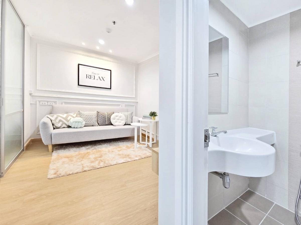 For SaleCondoRathburana, Suksawat : Beautiful room with romantic corner. Invite friends to sip wine in our room. 🌳🌳𝐋𝐮𝐦𝐩𝐢𝐧𝐢 𝐕𝐢𝐥𝐥𝐞 𝐑𝐚𝐭𝐛𝐮𝐫𝐚𝐧𝐚 - 𝐑𝐢𝐯𝐞𝐫𝐯𝐢𝐞𝐰🌳🌳