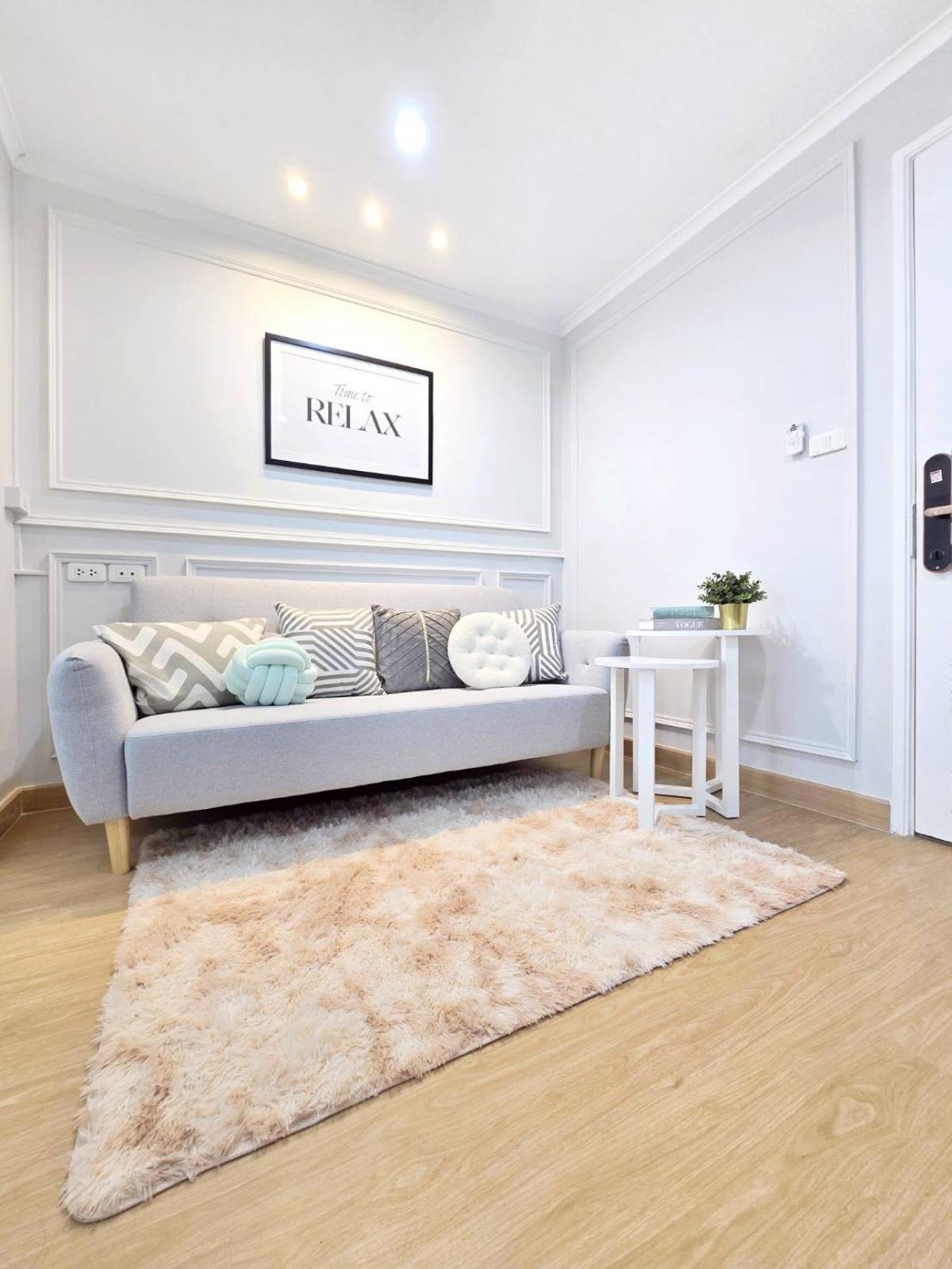 For SaleCondoRathburana, Suksawat : Beautiful room with romantic corner. Invite friends to sip wine in our room. 🌳🌳𝐋𝐮𝐦𝐩𝐢𝐧𝐢 𝐕𝐢𝐥𝐥𝐞 𝐑𝐚𝐭𝐛𝐮𝐫𝐚𝐧𝐚 - 𝐑𝐢𝐯𝐞𝐫𝐯𝐢𝐞𝐰🌳🌳