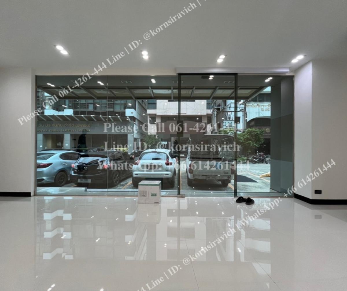 ให้เช่าร้านค้า/ตลาดนัดรัชดา ห้วยขวาง : ปล่อยเช่า พื้นที่ชั้น G ขนาด 130 ตารางเมตร รัชดาภิเษก, ใกล้ รถไฟฟ้า MRT สถานี รัชดาภิเษก 150 เมตร