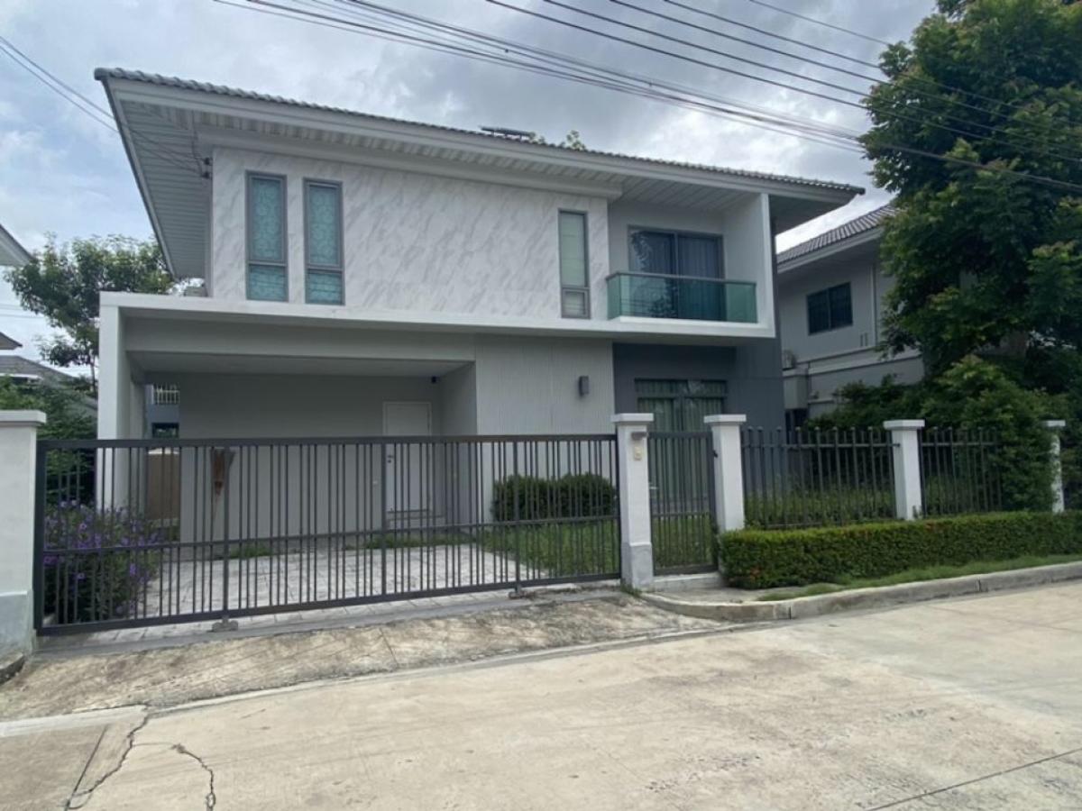 For RentHouseLadkrabang, Suwannaphum Airport : Single house for rent with furniture, Perfect Place Village
